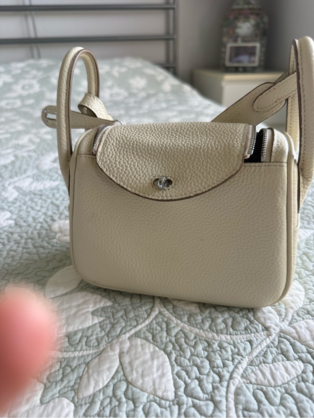 Cream Leather Crossbody Shoulder Bag